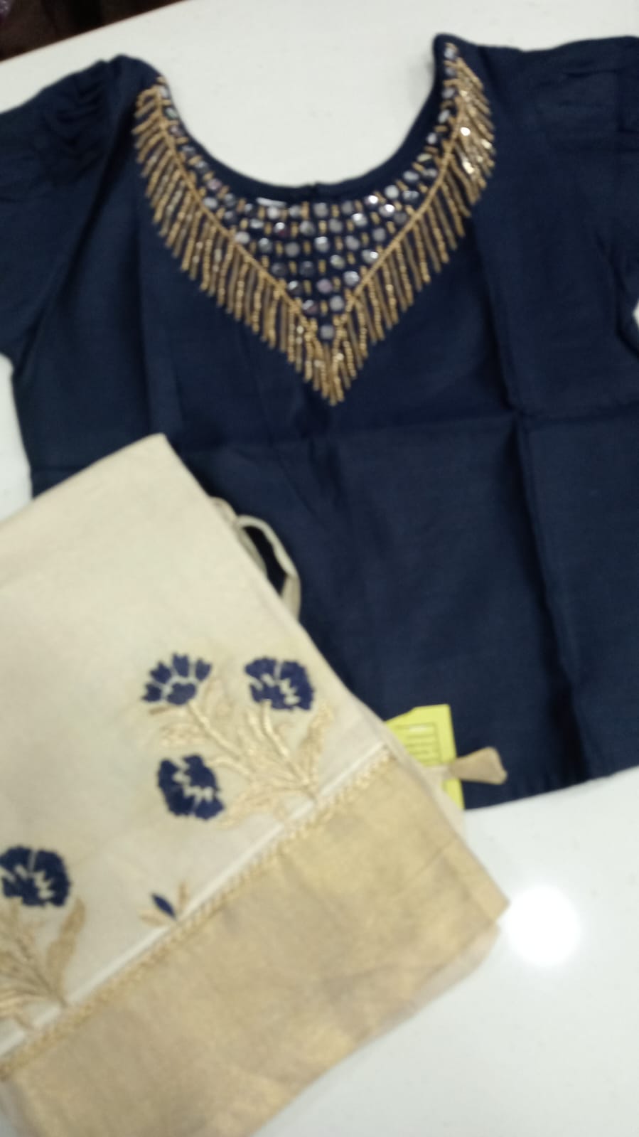 SET PAVADA BLOUSE - KIDS (SIZE 32)