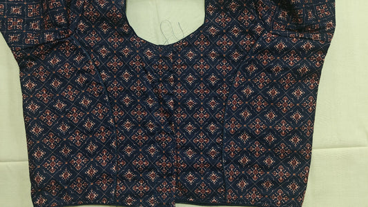 Ready Made Blouse - Sizes: 38 (alterable up to 42)